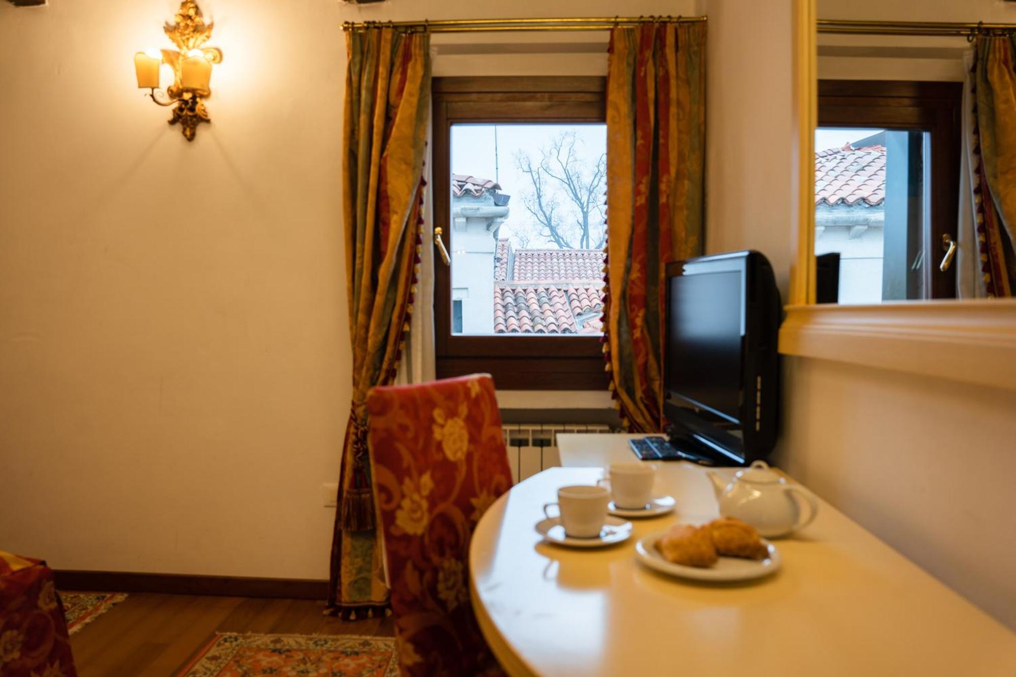 Furlani Apartments Venetië Buitenkant foto
